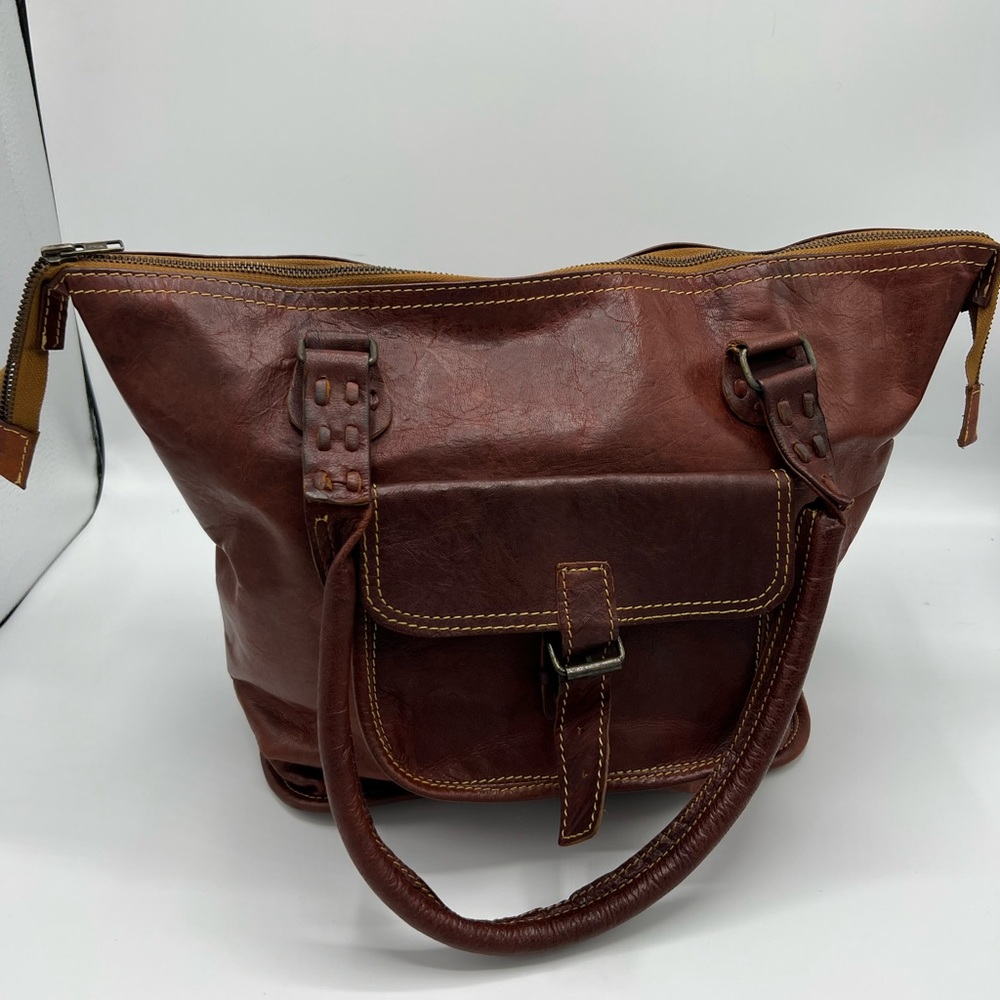 Noon day leather tote shoulder bag with zipper